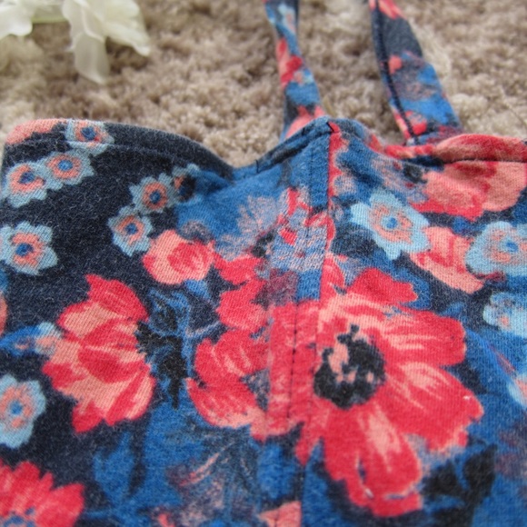 Garage Floral Crop Top - Picture 2 of 4